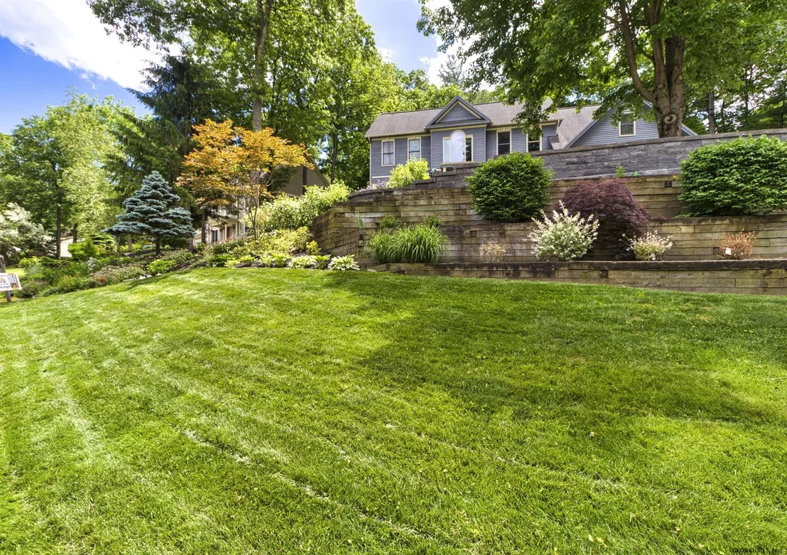 Photo of 54 OAK TREE Lane