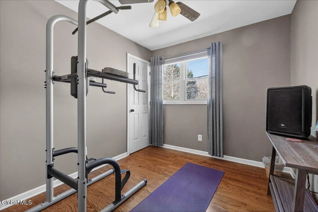 Photo of 221 Droms Road