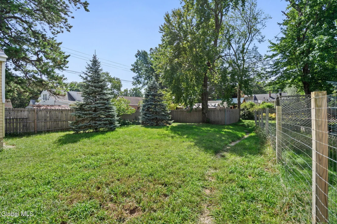 Photo of 1039 Bill Road