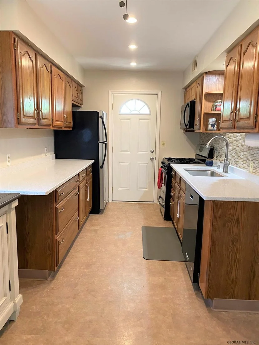 Photo of 4 JEAN Place