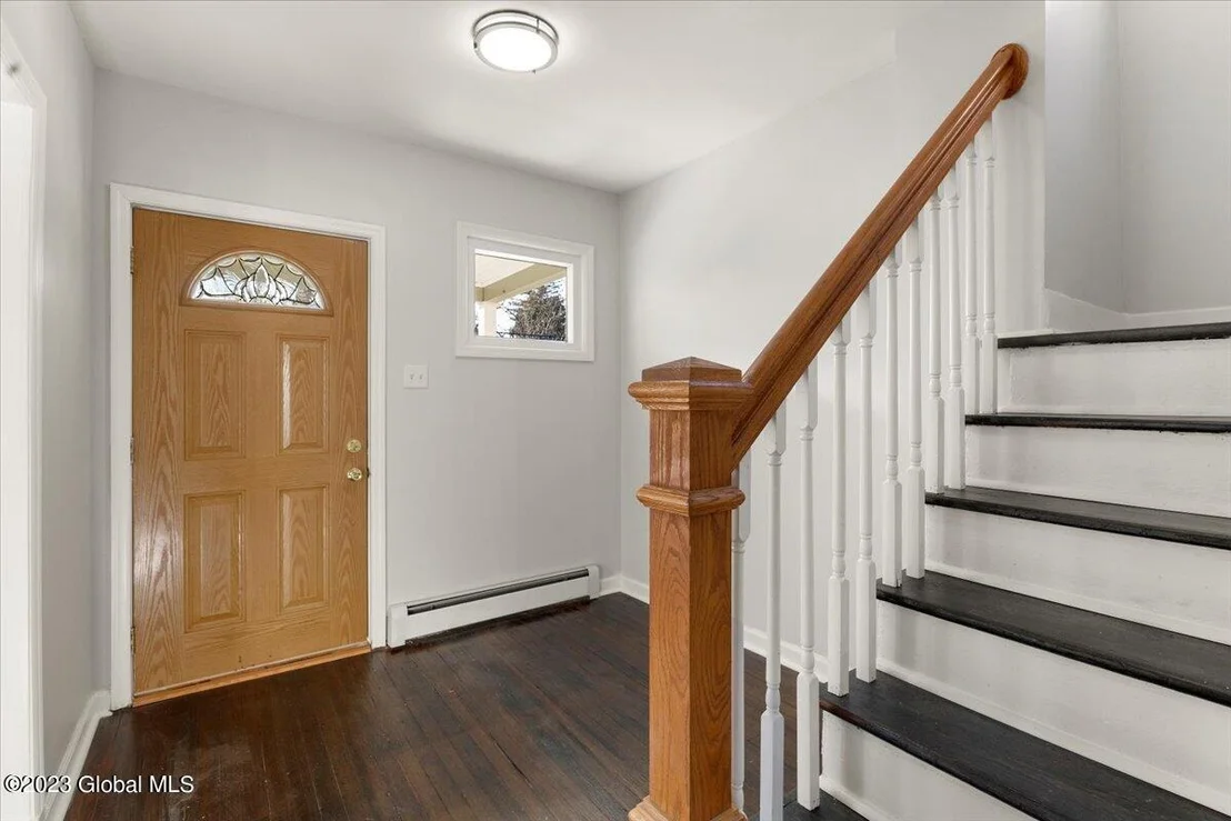 Photo of 160 6th Street