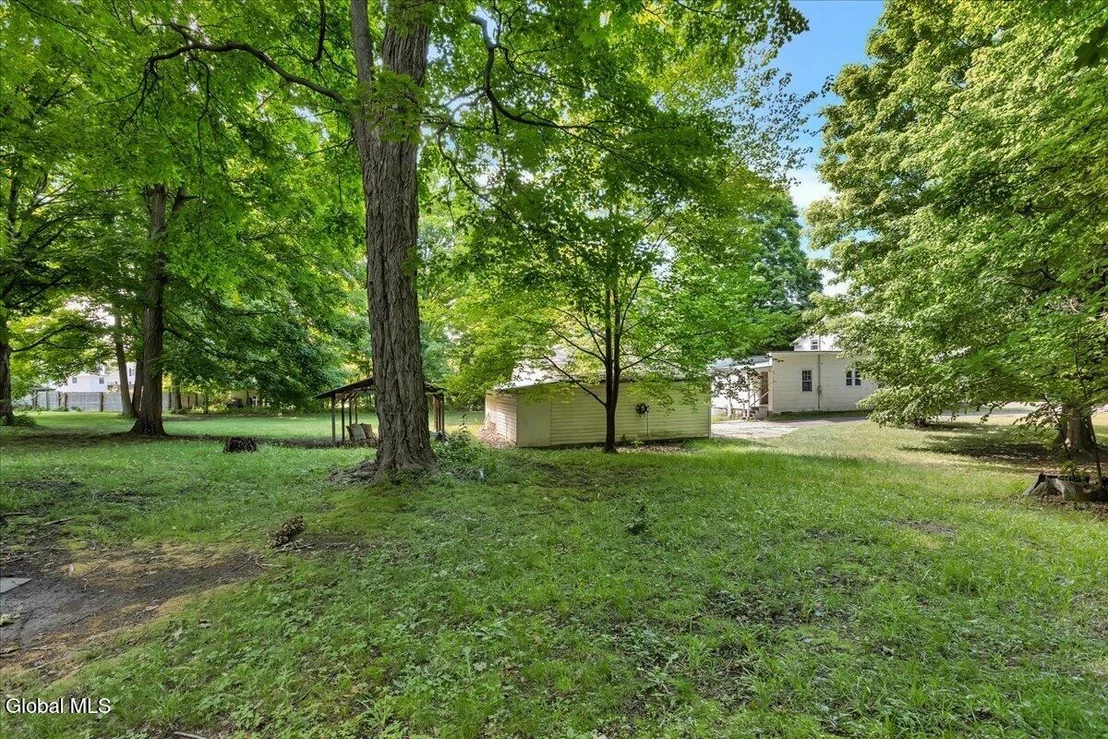 Photo of 60 Maple Avenue
