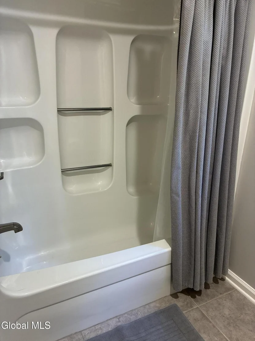 Photo of 210 Sundew Drive