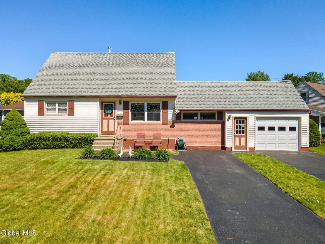 Photo of 10 Tanglewood Road
