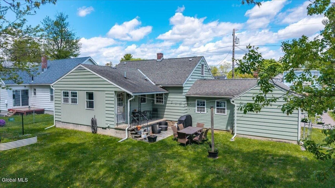 Photo of 519 Elliott Street