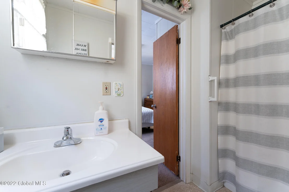 Photo of 16 pine st Street