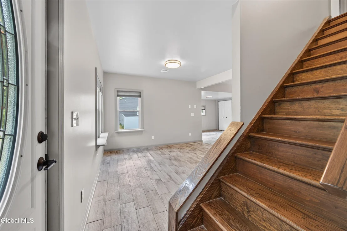 Photo of 162 Clamsteam Road