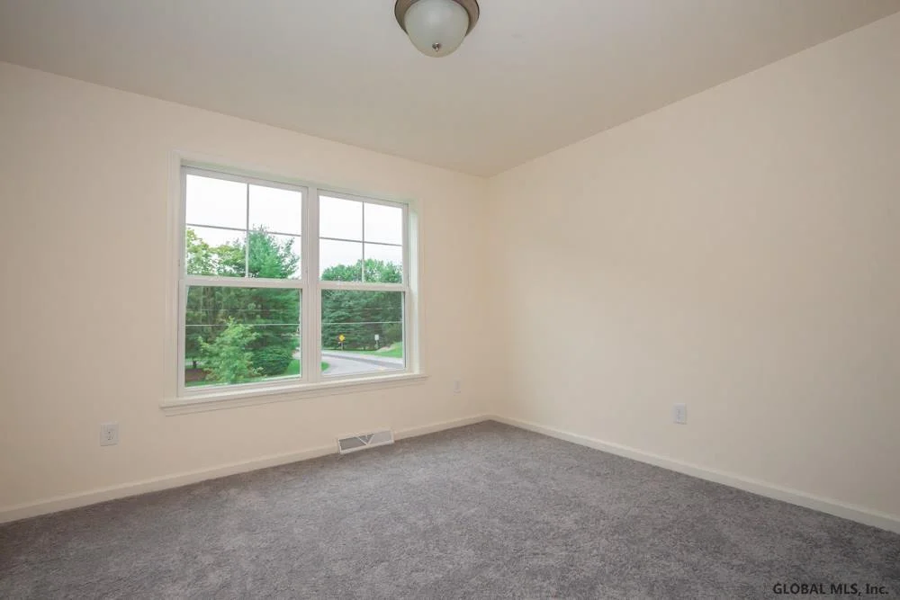 Photo of 500 STEEPLE Way