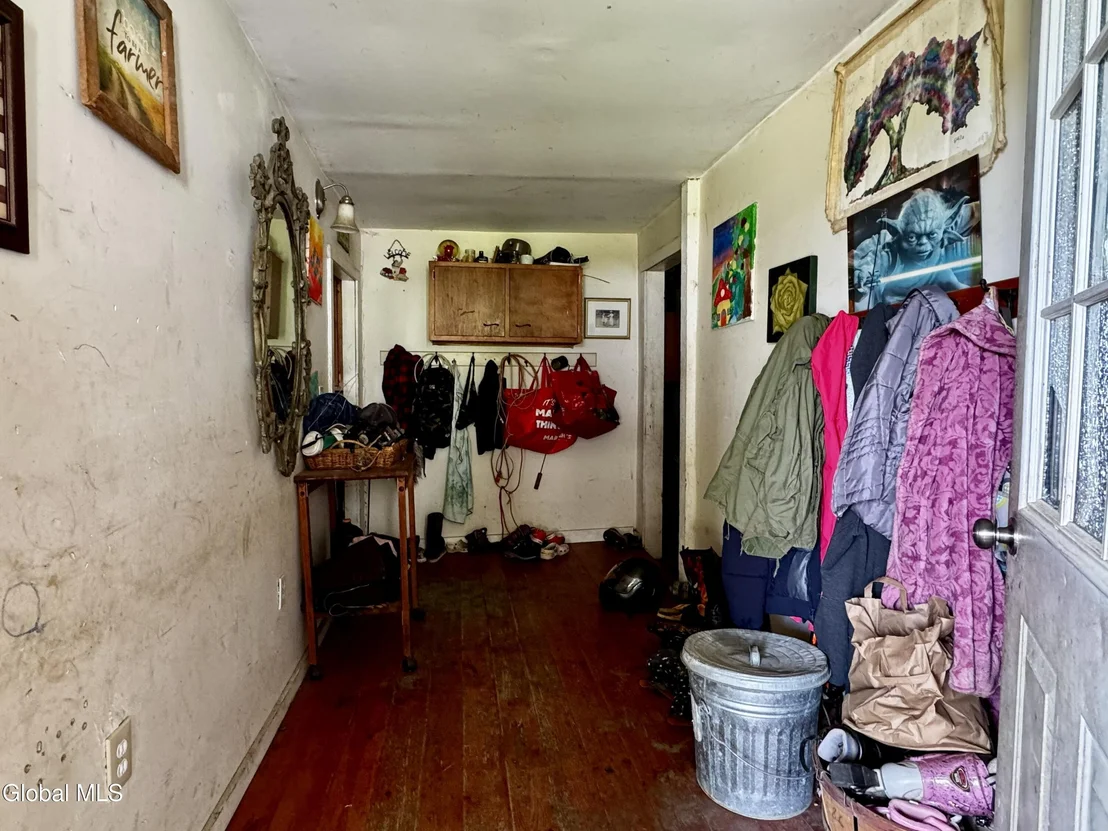 Photo of 21 River Road