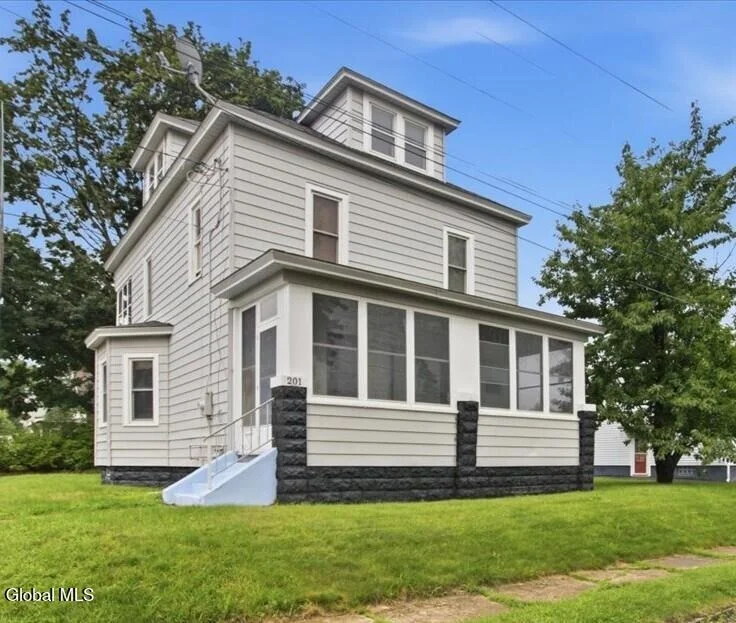 Photo of 201 Root Avenue