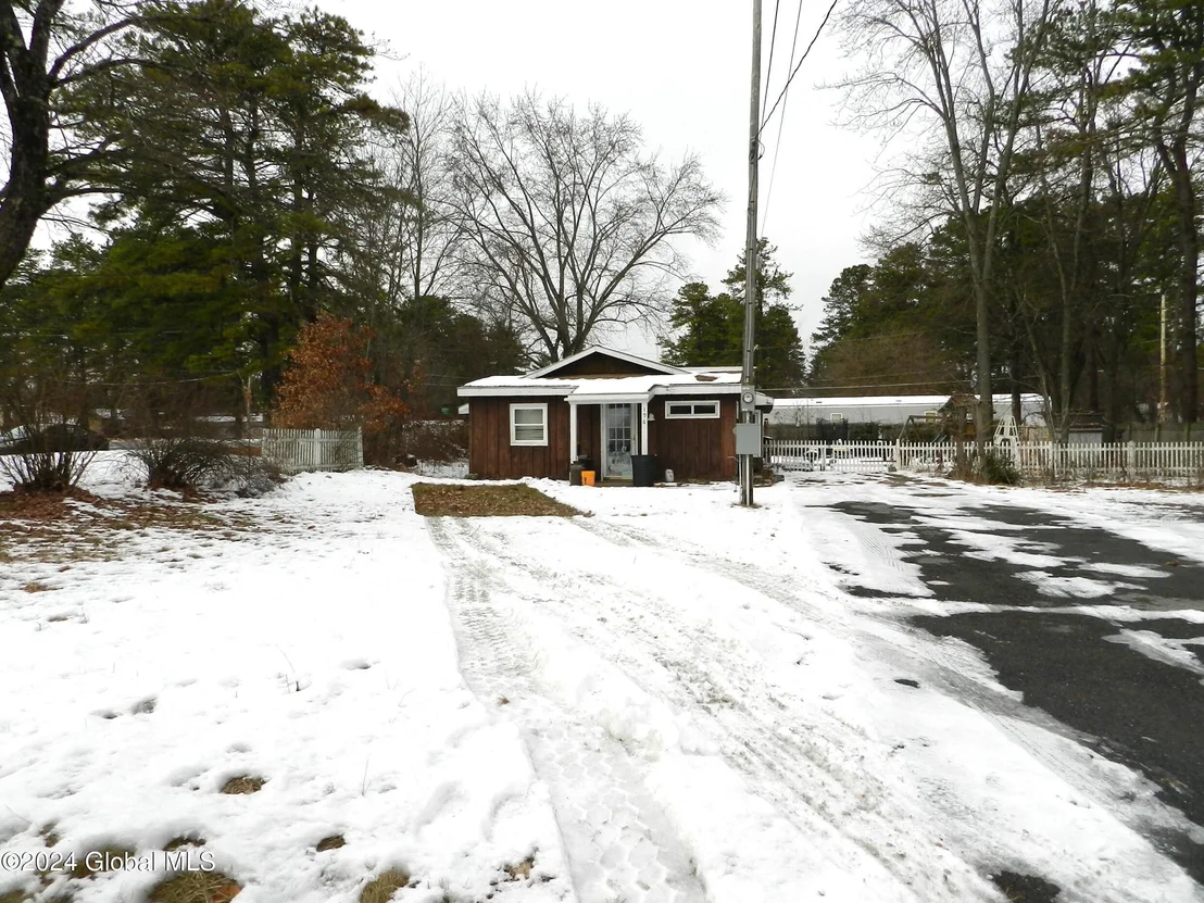 Photo of 196 Luzerne Road