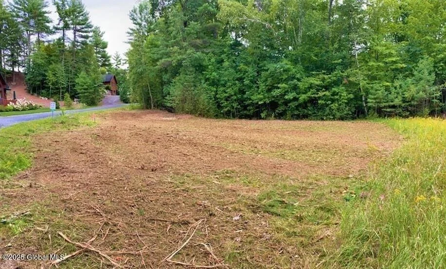 Photo of 19 Pointe Drive