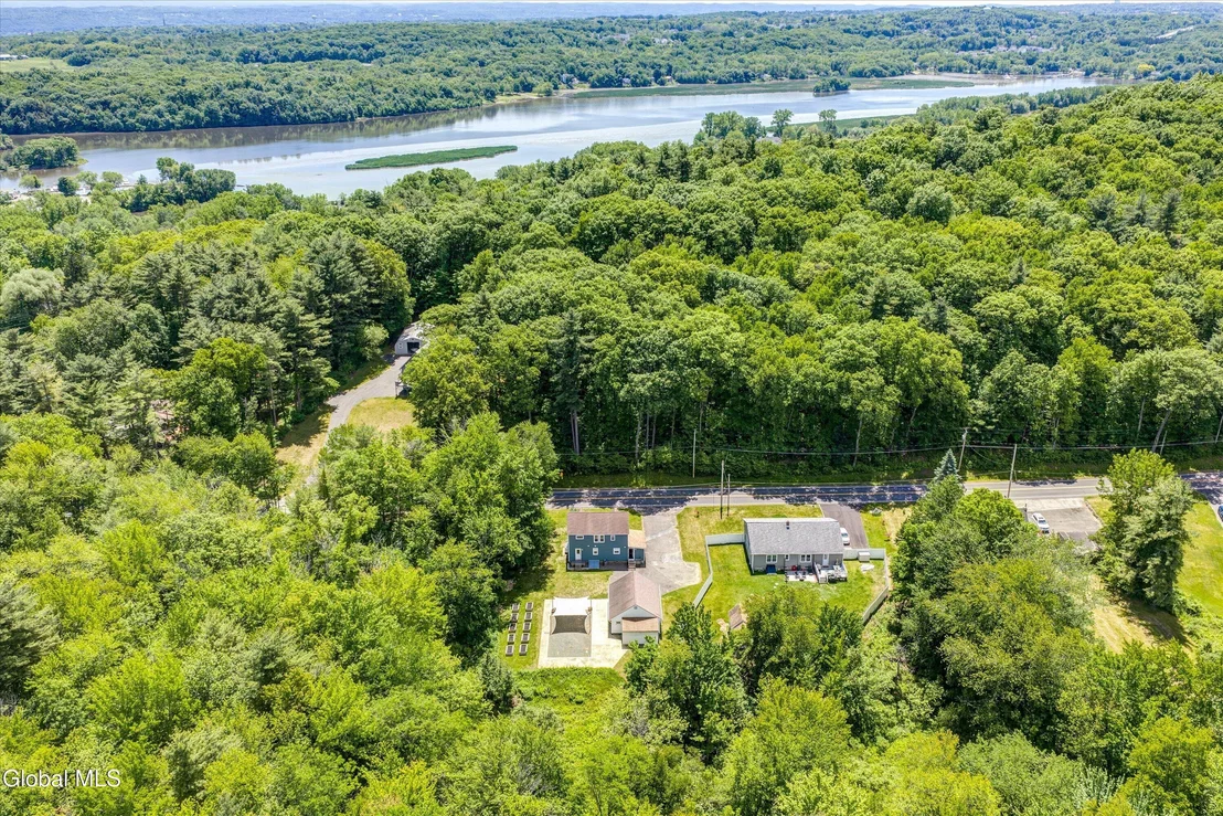 Photo of 162 Clamsteam Road