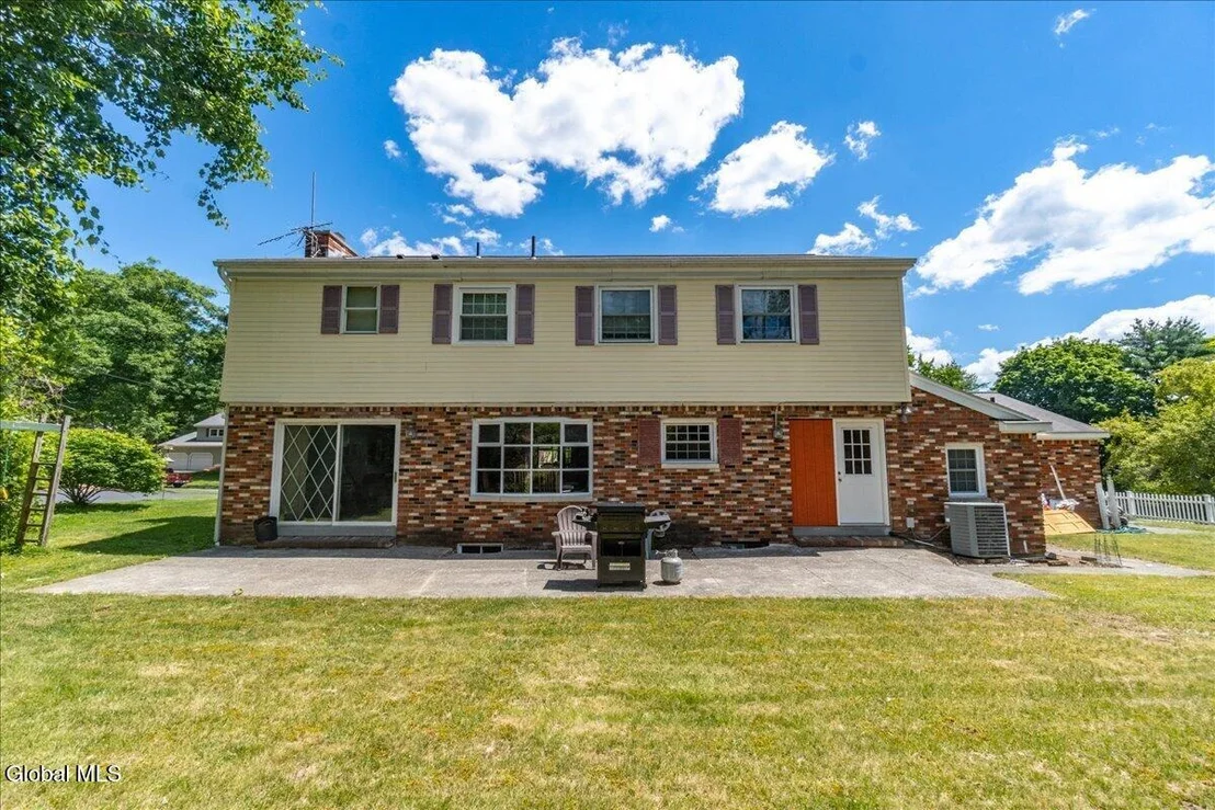 Photo of 845 Northumberland Drive