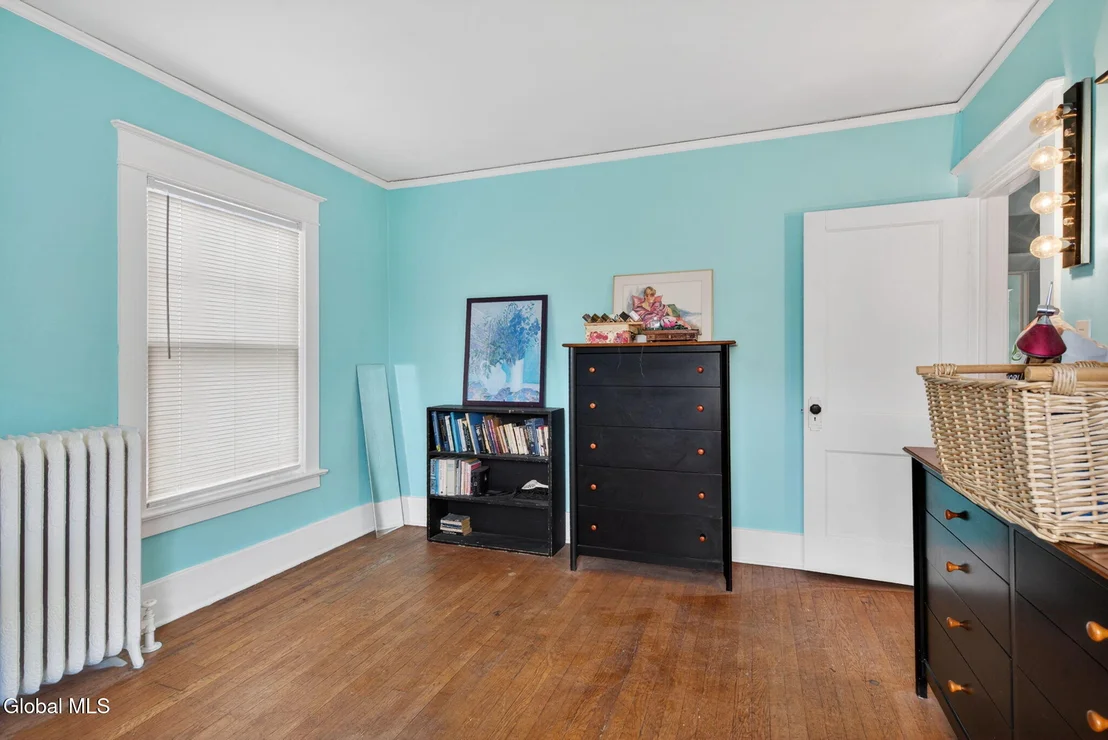 Photo of 446 Yates Street