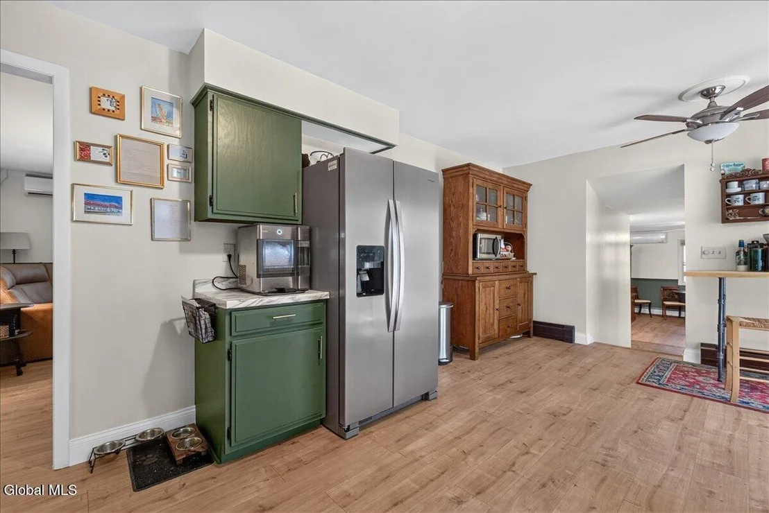 Photo of 8 Cypress Pt