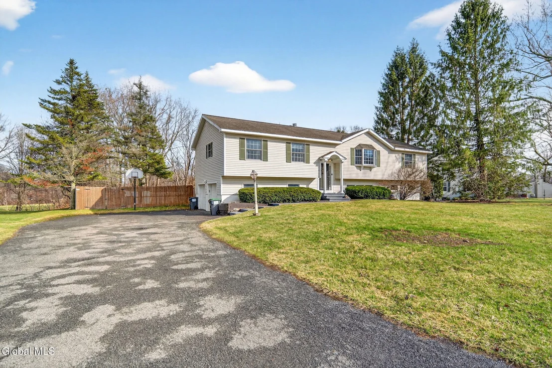 Photo of 766 Westmoreland Drive
