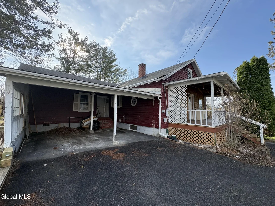 Photo of 26 3rd Avenue
