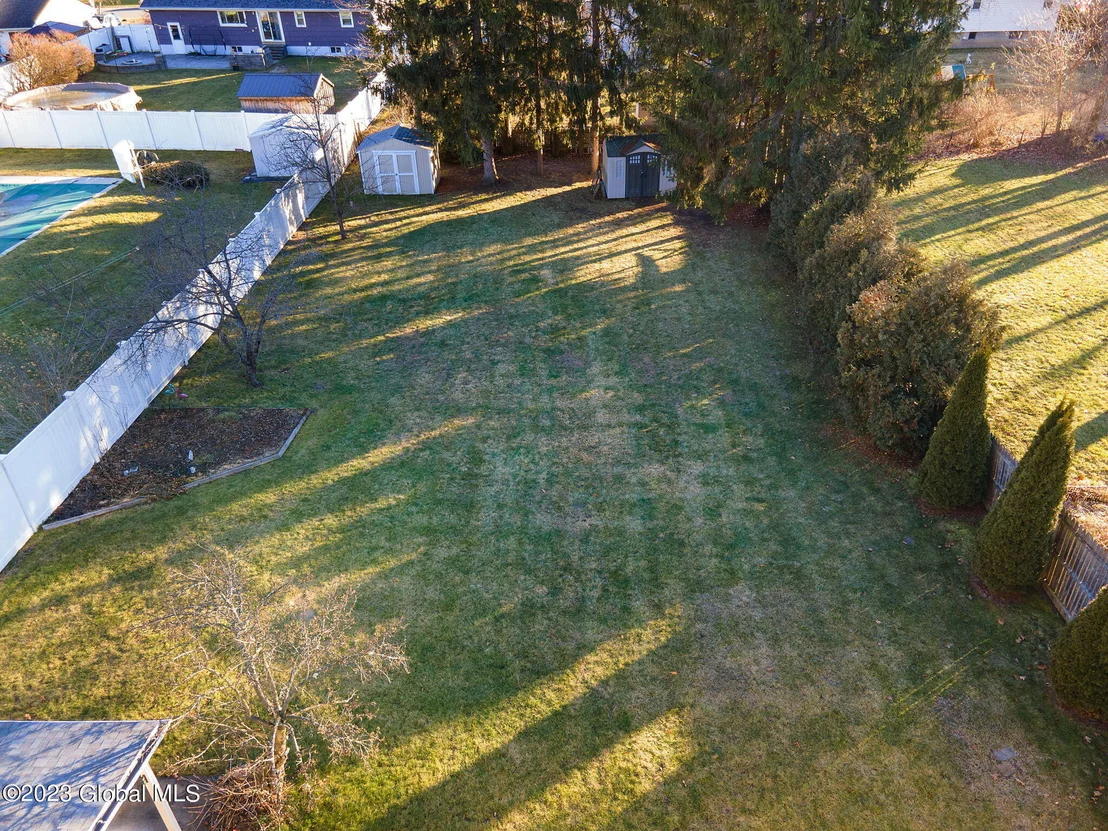 Photo of 41 Bayberry Road