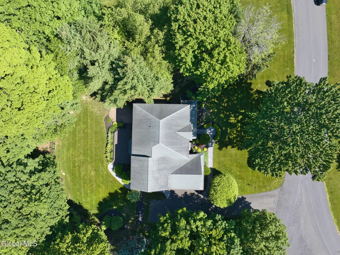Photo of 10 Whitestone Way
