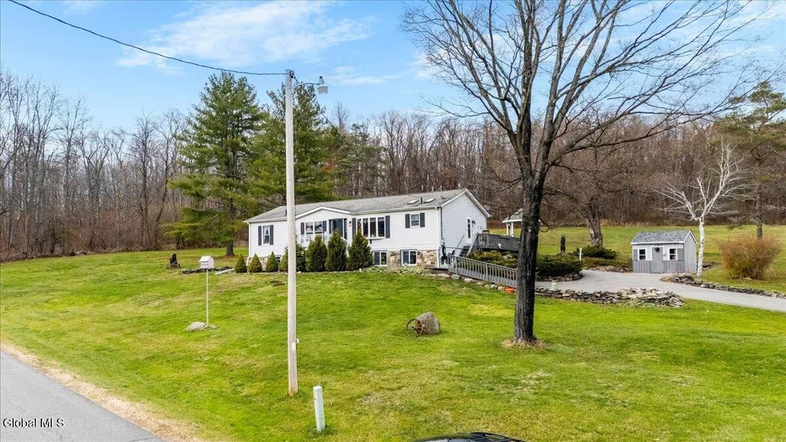 Photo of 858 Stone Bridge Road