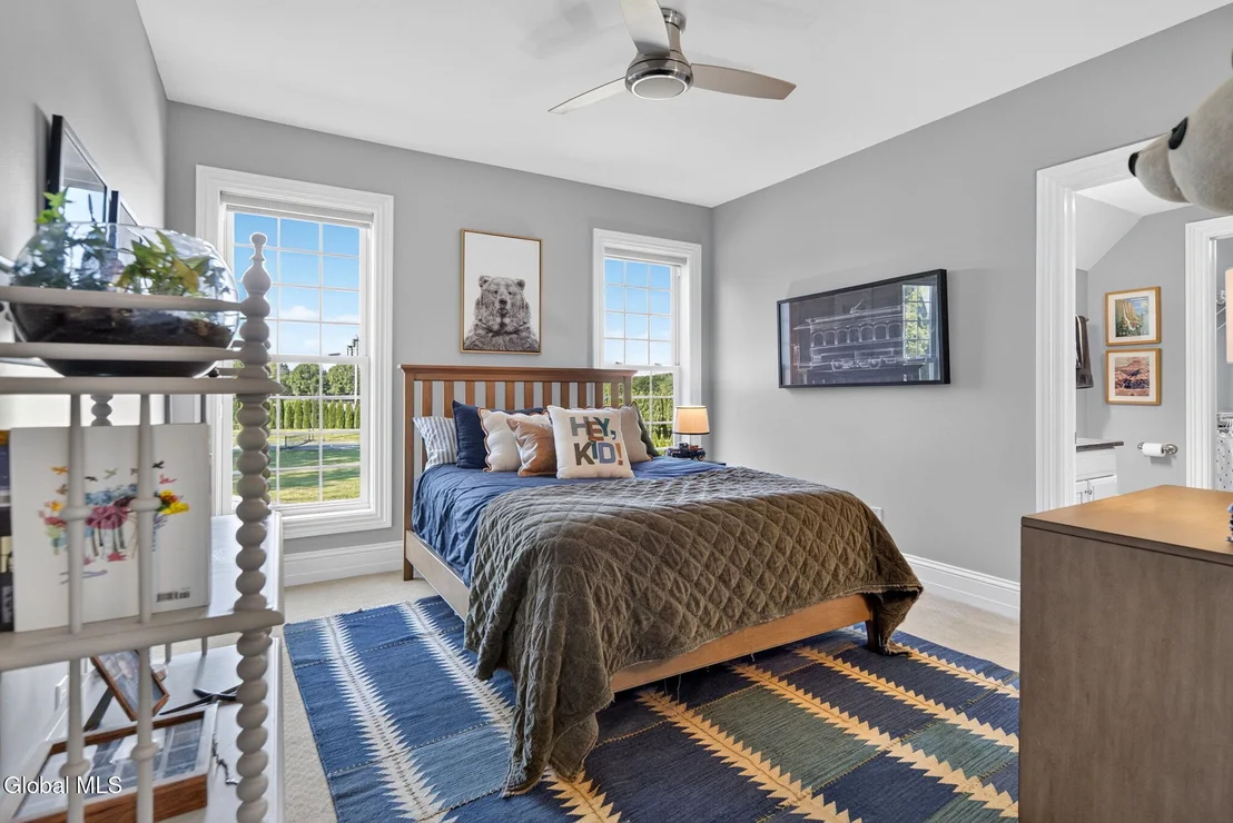 Photo of 245 Menlo Park Road