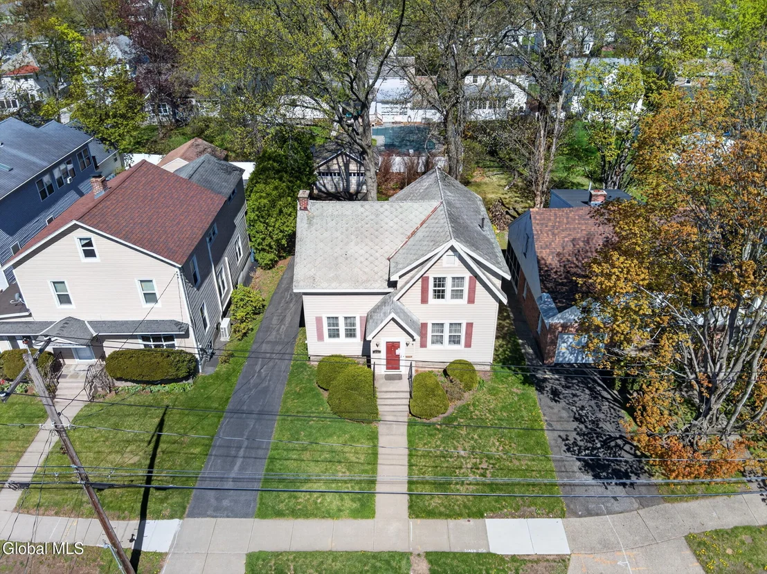 Photo of 1125 Mc Clellan Street
