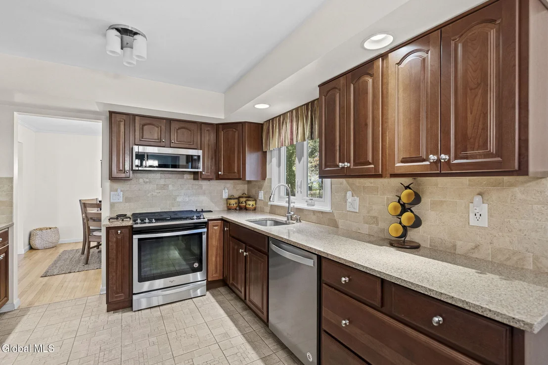 Photo of 809 Westmoreland Drive