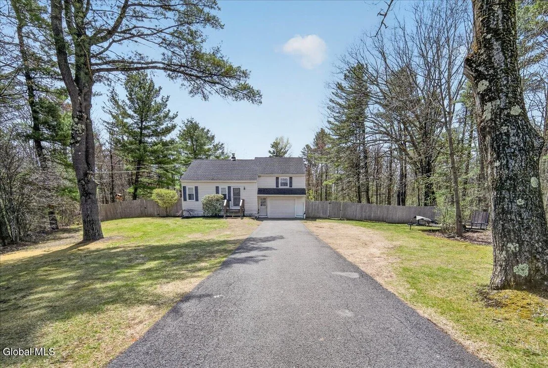 Photo of 715 Church Road