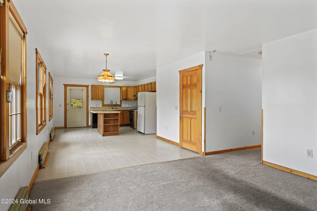 Photo of 680 Taborton Road
