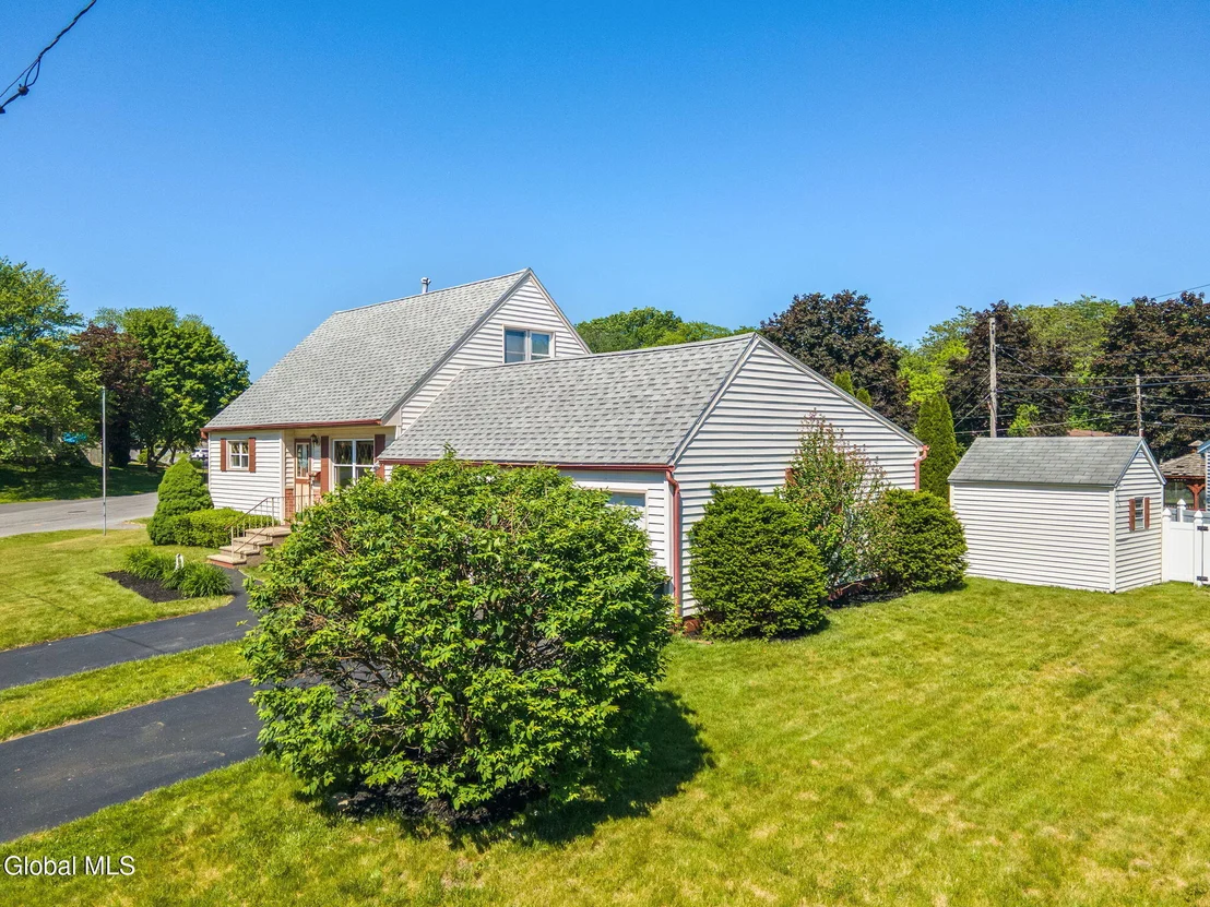 Photo of 10 Tanglewood Road