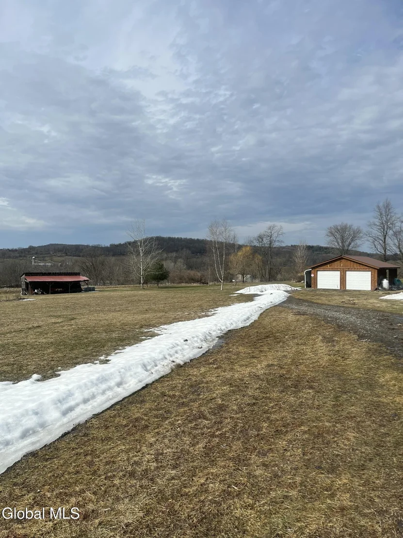 Photo of 47 Valley View Way