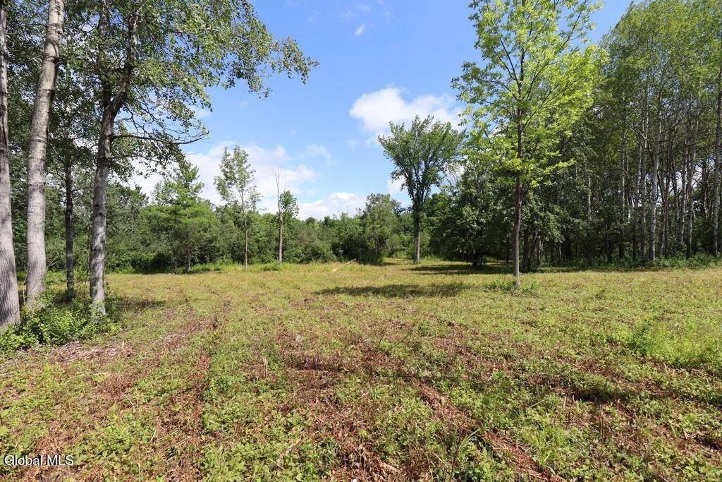 Photo of 468 Middle Road