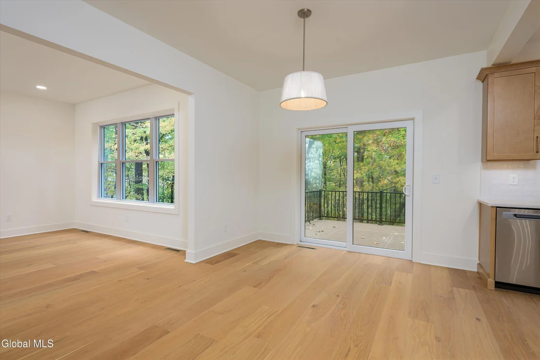 Photo of 1737 Crescent Road