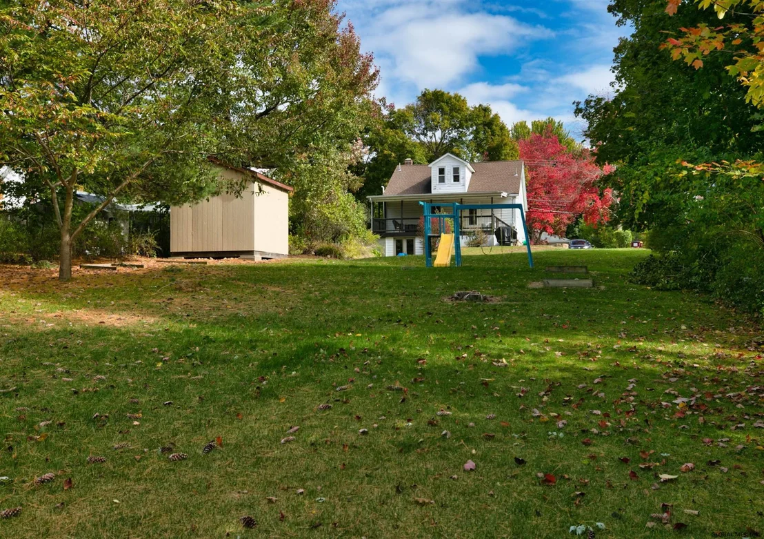 Photo of 286 BLOOMINGROVE Drive