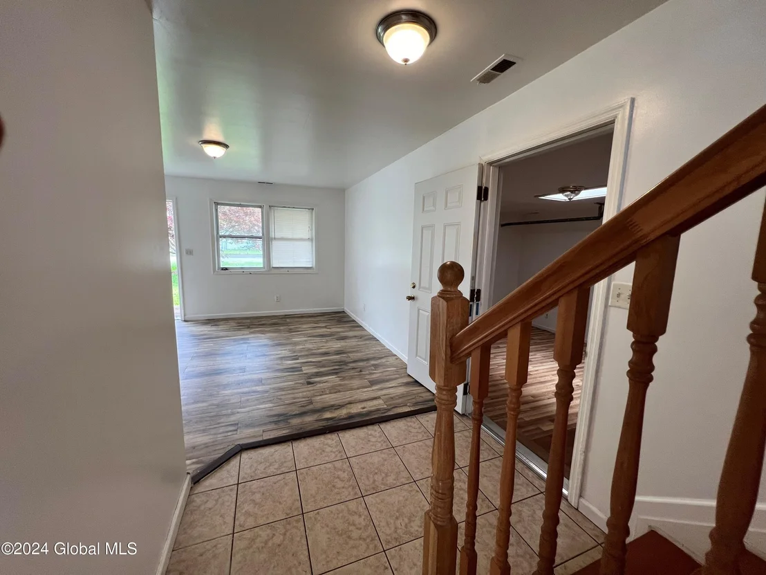 Photo of 313 Chiswell Road