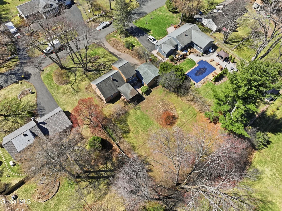 Photo of 138 Birchwood Drive