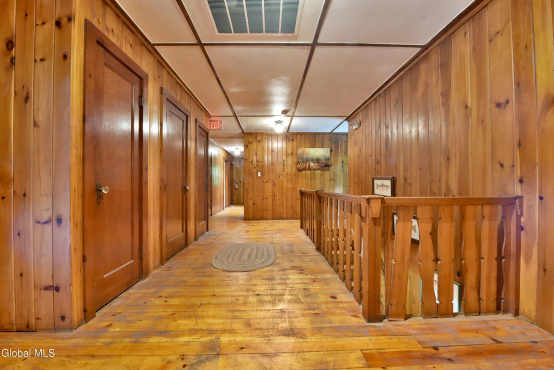 Photo of 746 Howe Road