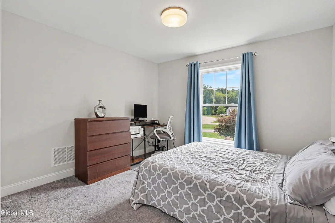 Photo of 30 Greenbrier Way