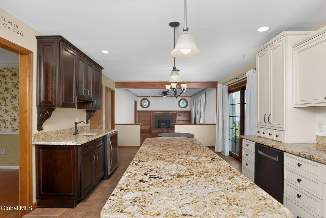 Photo of 655 Salvia Lane