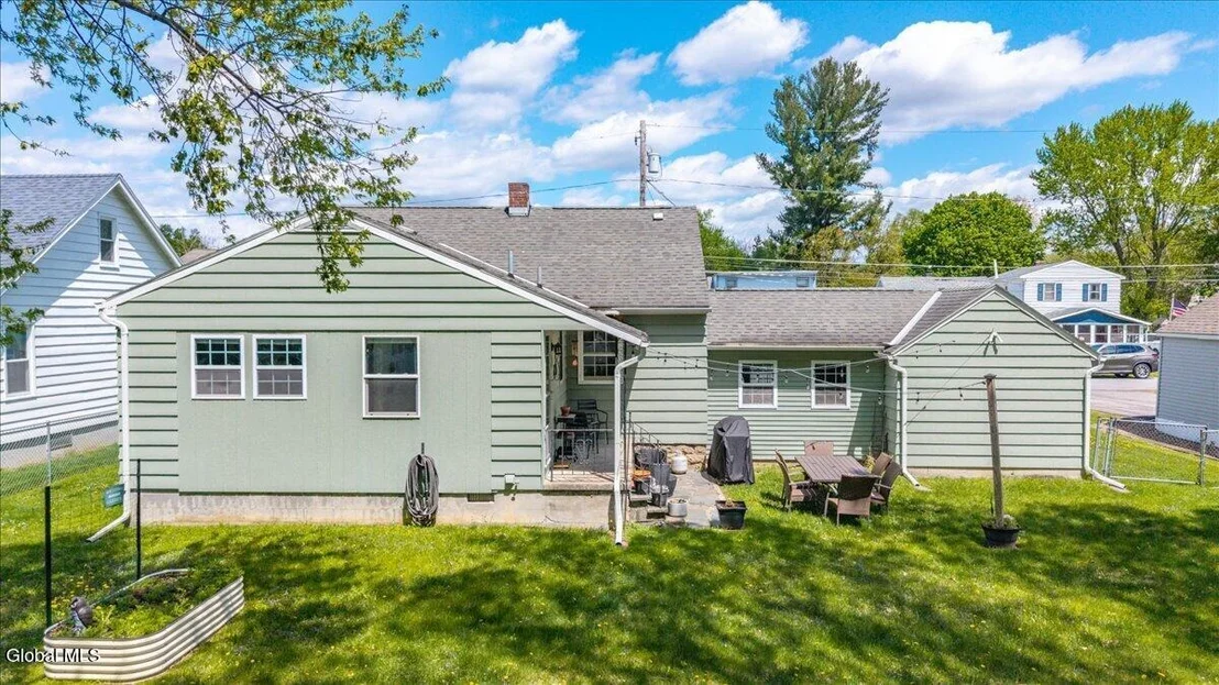 Photo of 519 Elliott Street