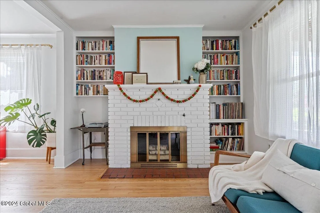 Photo of 1102 Baker Avenue