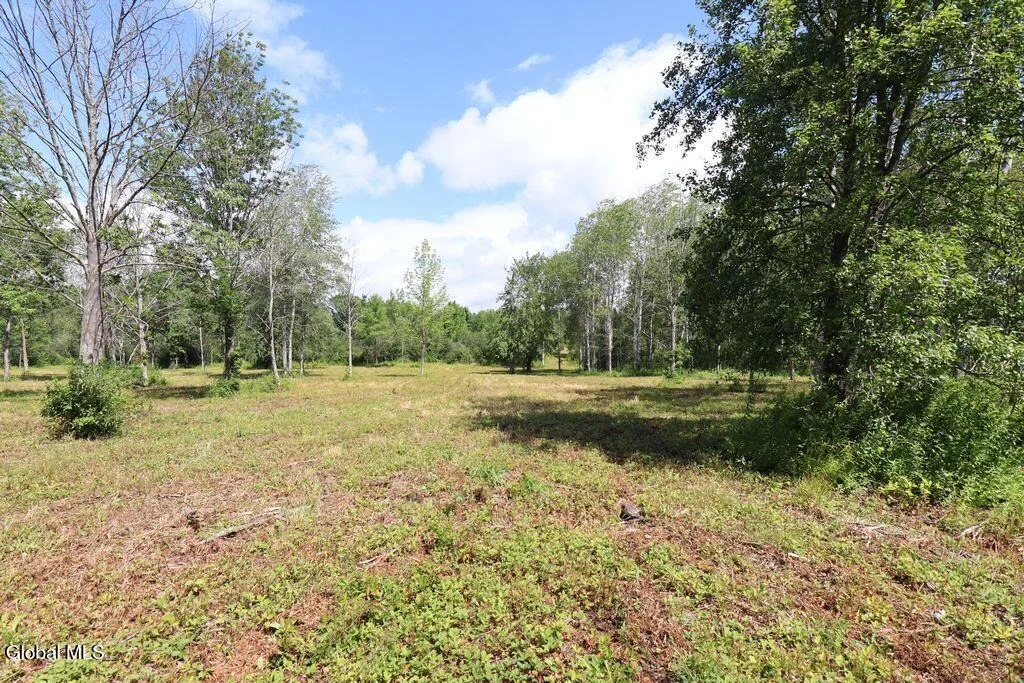 Photo of 468 Middle Road