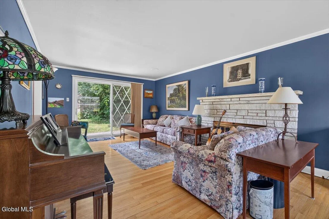 Photo of 845 Northumberland Drive