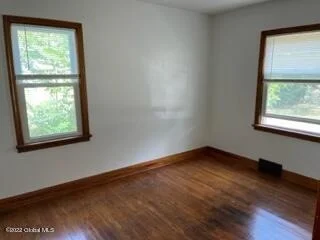 Photo of 2641 Aqueduct Road