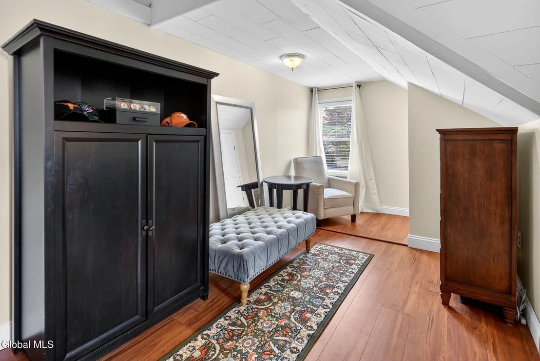 Photo of 32 Puritan Drive