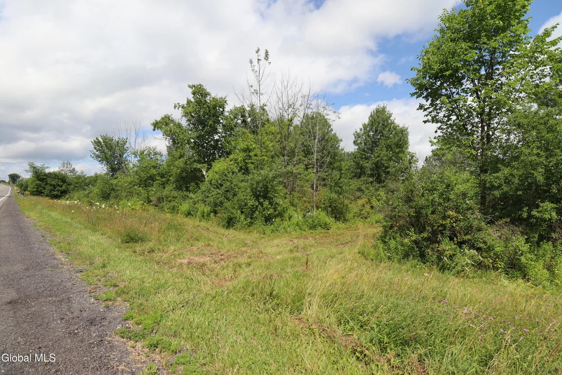 Photo of 468 Middle Road