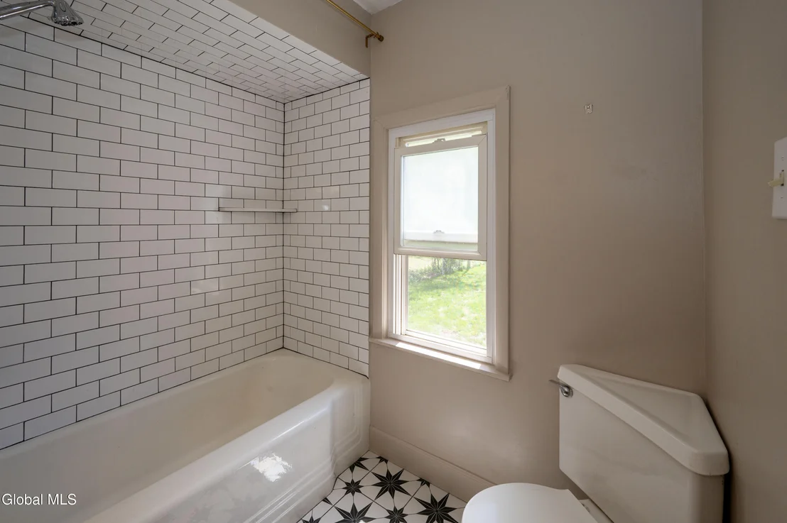 Photo of 84 Pashley Road