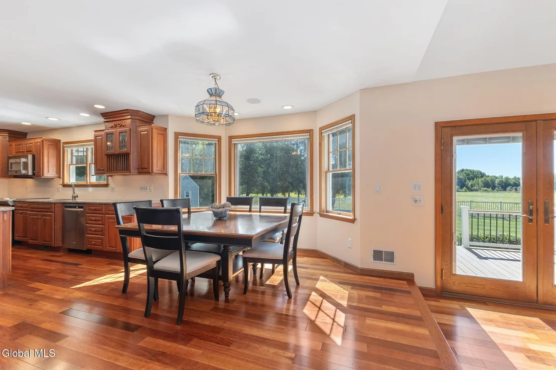 Photo of 3079 New Williamsburg Drive