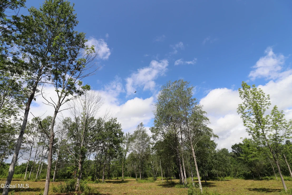 Photo of 468 Middle Road